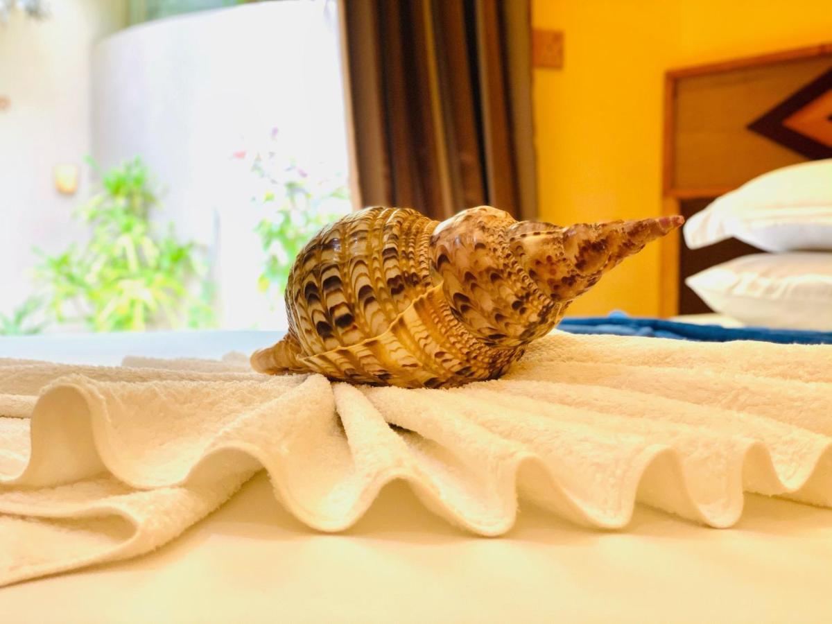 Siesta Beach Hotel остров Маафуши Екстериор снимка