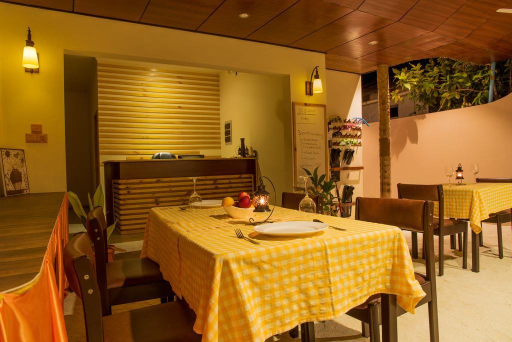 Siesta Beach Hotel остров Маафуши Екстериор снимка